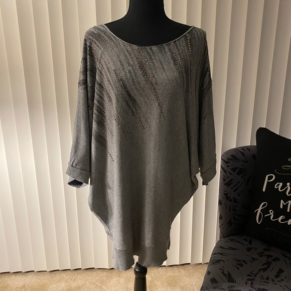 Sweater - Picture 6 of 7